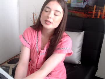 Teenage girl shows her nipples on webcam